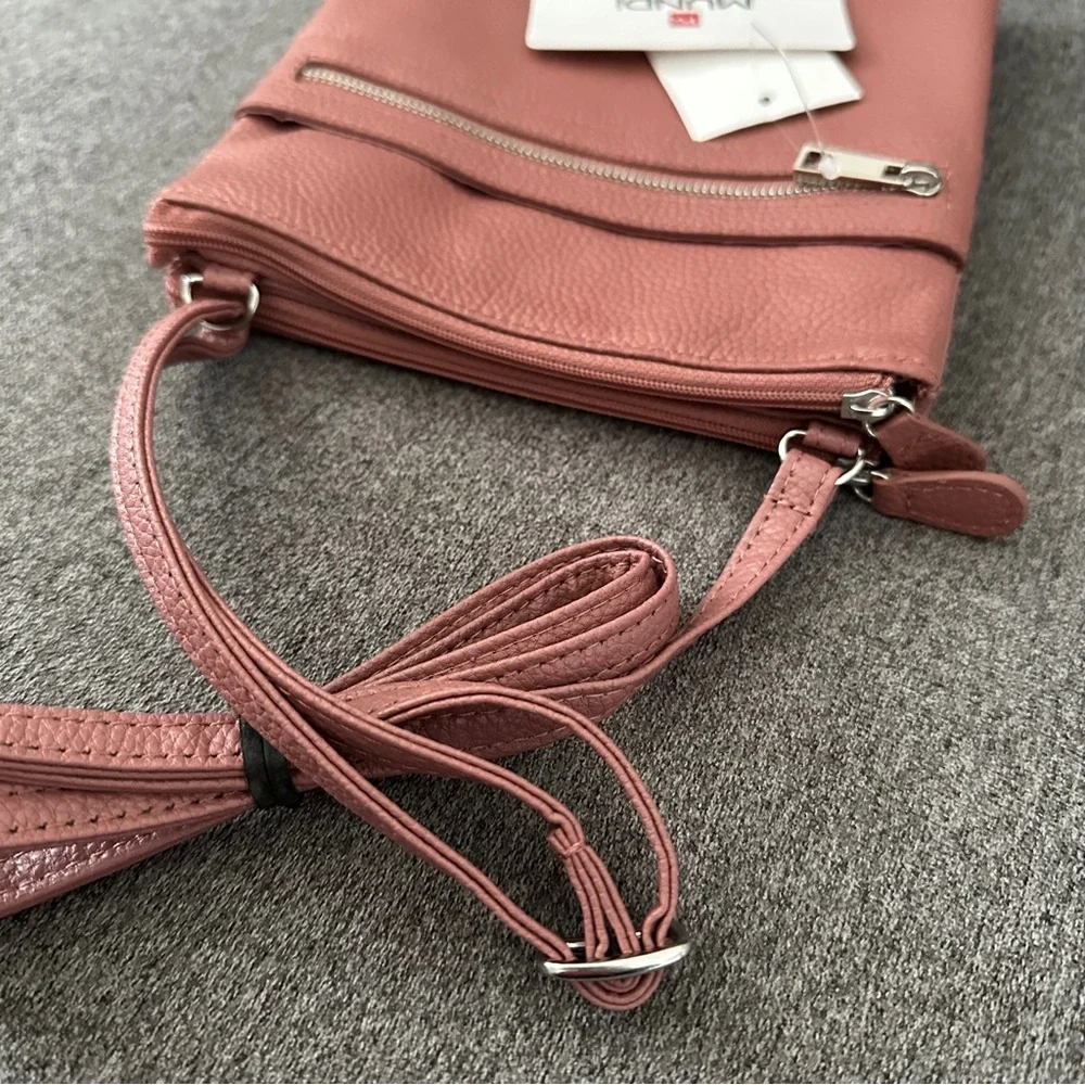 MUNDi Felicia Genuine Leather Crossbody Purse - Picture 3 of 5